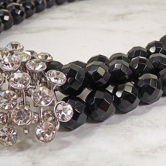 Large clear crystal statement necklace with 3 rows of black glass beads - Picture 5 of 8